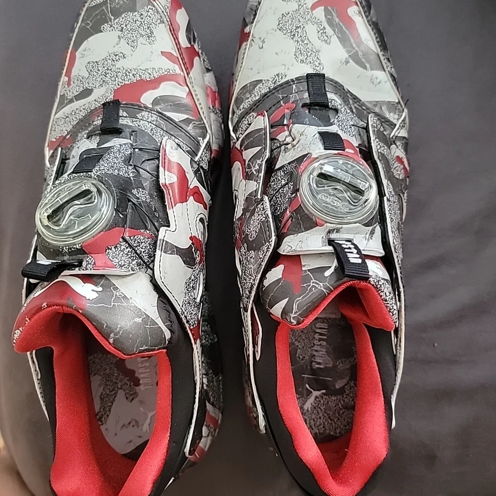 Size 11.5 - PUMA Trapstar x Disc Blaze Red & Gray Camo‎
